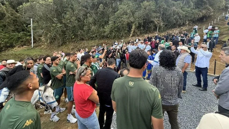 Chapecoense visita o Cerro Chapecoense antes de amistoso em Medellín