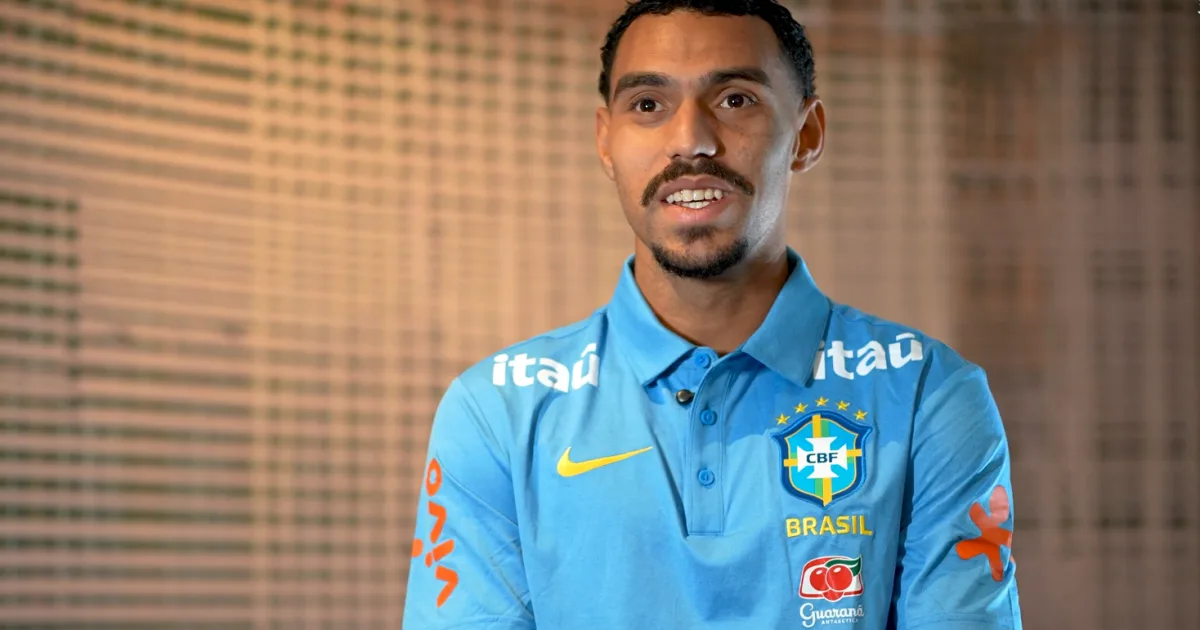 Matheuzinho fala sobre nervosismo antes de estrear pela Seleção
