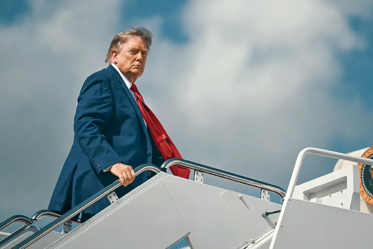 Aprovação de Trump recua entre eleitores e chega a 33% nos Estados Unidos