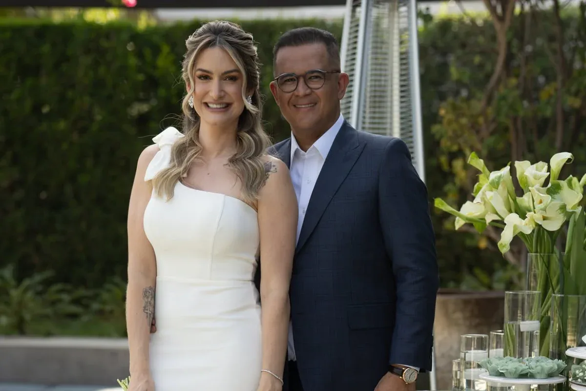 Esposa de Bruno Avelar mantém oração enquanto buscas seguem em SC