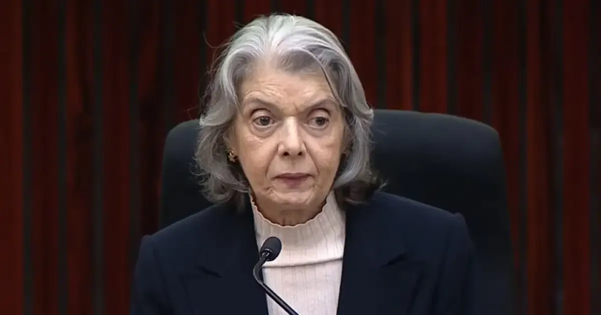 Ministra aponta exposição de conflitos no STF e acompanha voto de Fachin