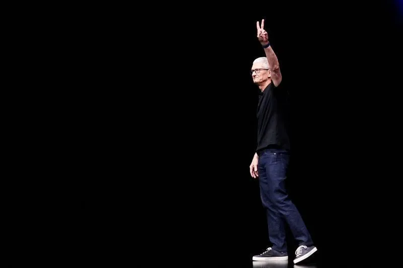 Tim Cook elogia medidas australianas para segurança nas redes sociais