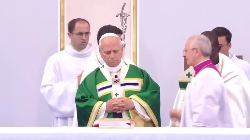 Papa Leão XIV pede à Igreja que reconheça falhas e enfrente abusos
