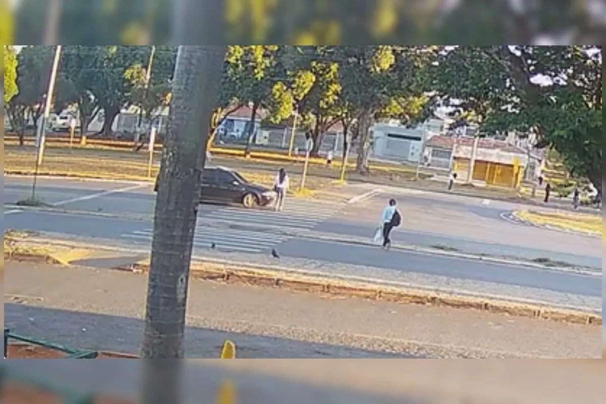 Câmeras registram atropelamento de mulher em faixa no Guará II