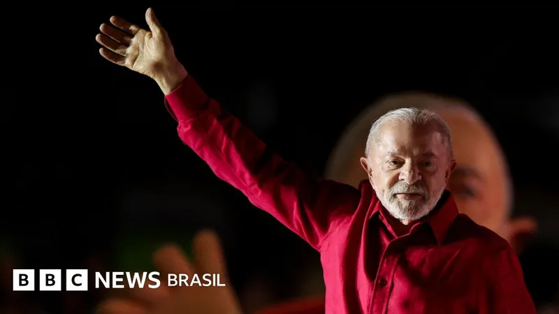 Reajuste do Bolsa Família eleva benefício antes da eleição e provoca disputa política