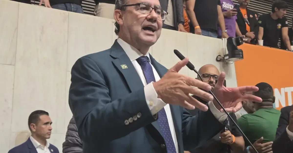 Augusto Cury mantém terceiro lugar, mas perde ritmo nas pesquisas