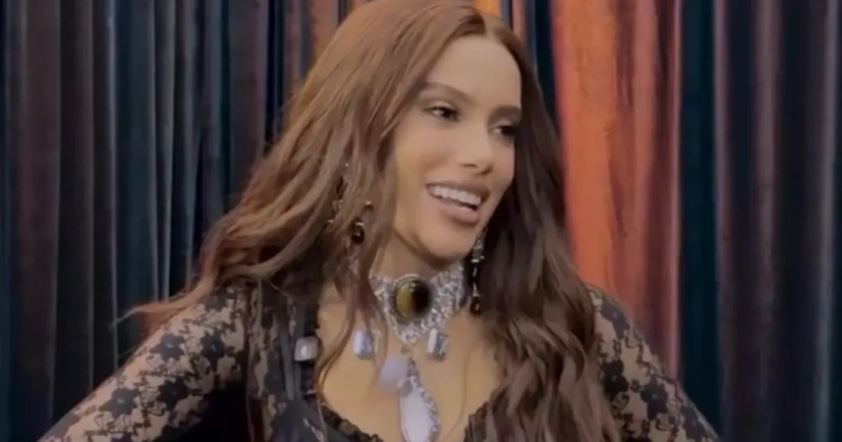 Anitta conta que recusou jantar com Mariah Carey por não saber como agir