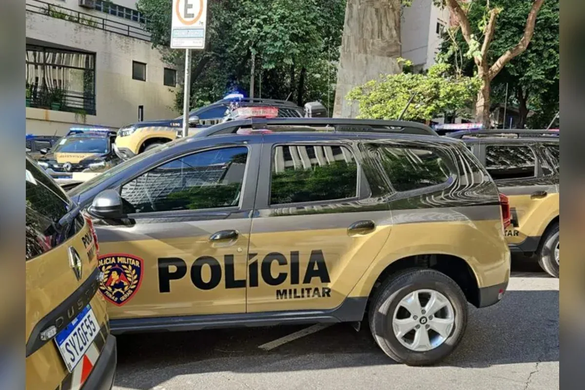 Perícia recolhe arma e projéteis após casal ser baleado em Itaúna