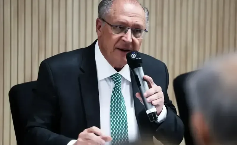 Alckmin defende prazo para mandatos de ministros do STF