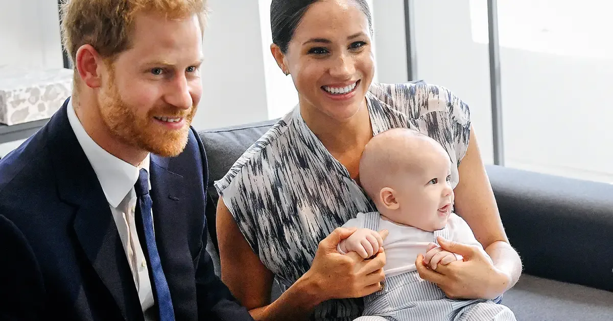 Harry e Meghan transferem filhos de escola após presença de paparazzi