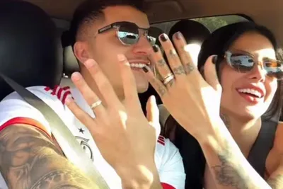 Tati Zaqui revela gestação em vídeo ao lado de Mateus Oliveira