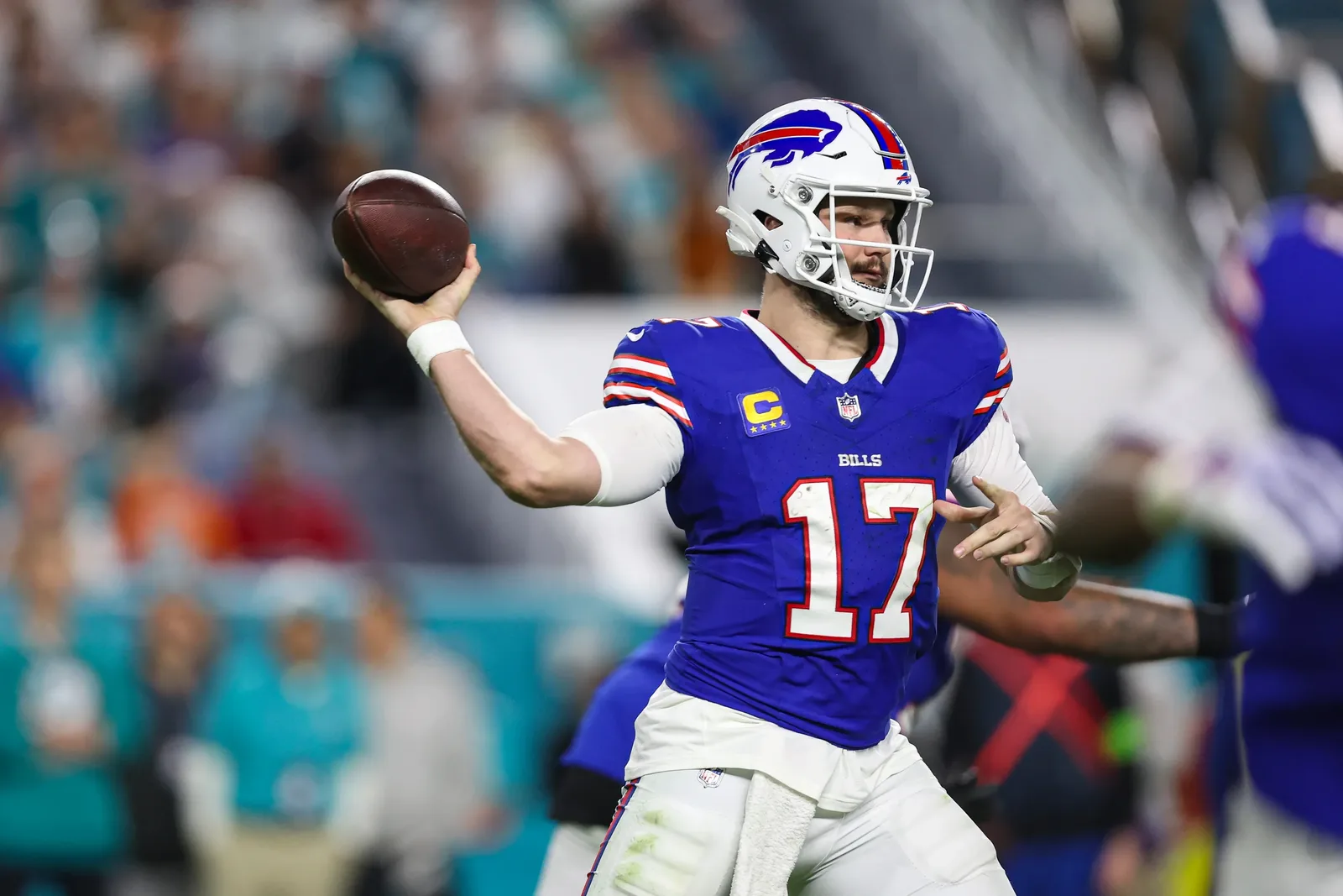 Buffalo Bills troca gramado após placas se soltarem em jogos de pré-temporada