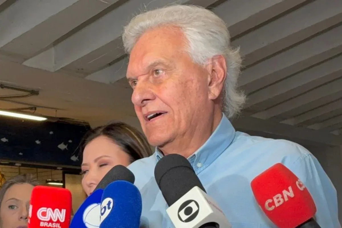 Caiado vê espaço para candidatura após críticas a Lula e Flávio