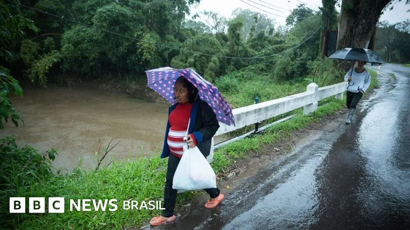 Temporal deixa quatro mortos e eleva risco de enchentes no Rio Grande do Sul
