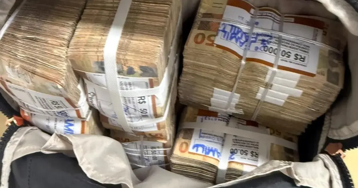PF apreende R$ 600 mil durante investigação sobre crimes eleitorais em Niterói