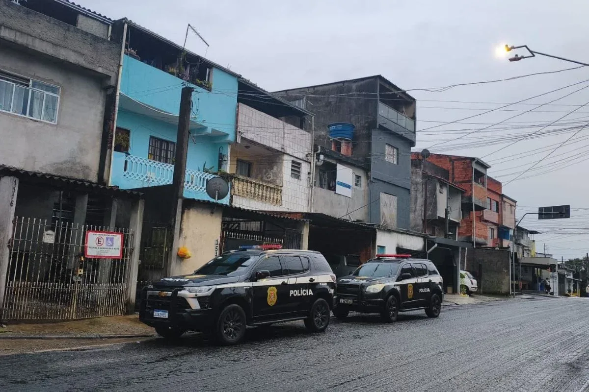 Operação bloqueia até R$ 200 milhões ligados a esquema de lavagem