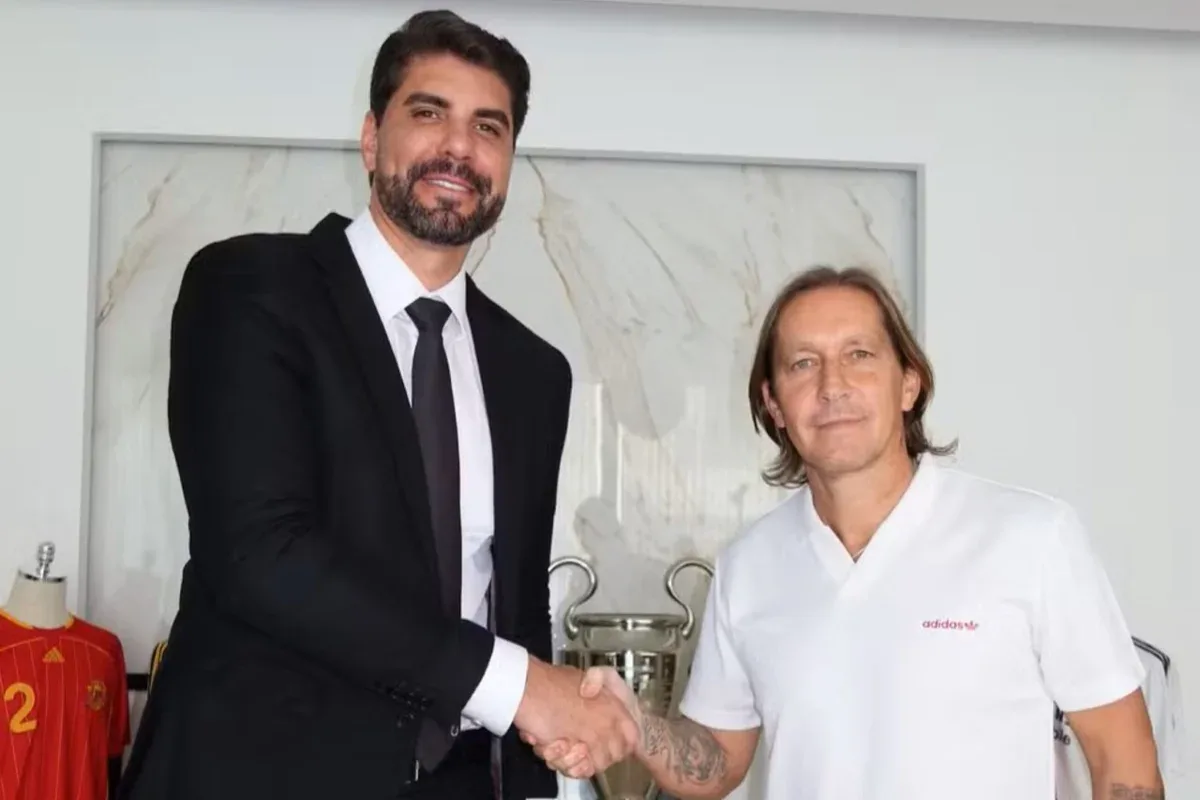 Míchel Salgado terá terceiro trabalho como técnico à frente do North