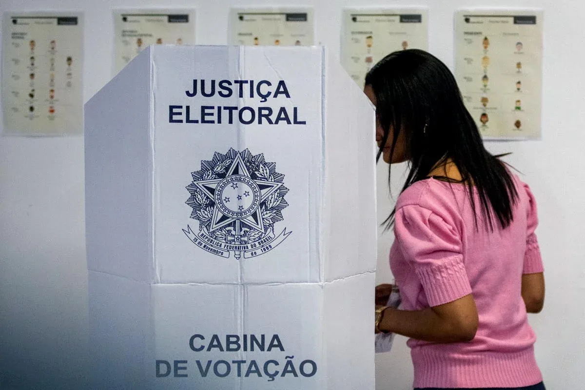 Disputa eleitoral leva STF ao centro da crise política brasileira