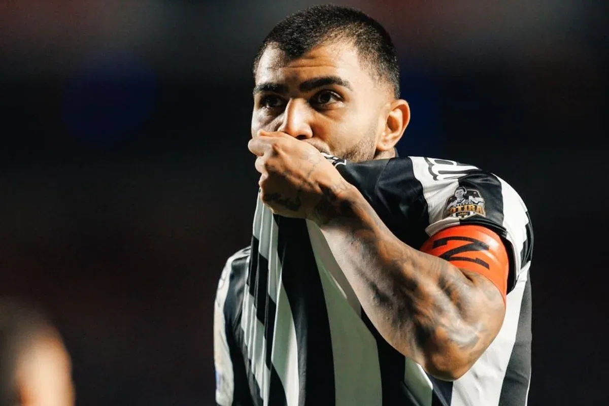 Santos vence São Paulo de virada e encerra jejum no MorumBIS