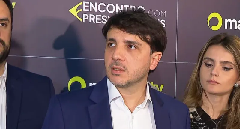 Renan Santos cobra esclarecimentos sobre Caso Master antes da eleição