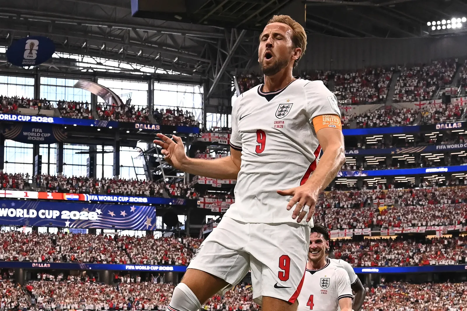 Harry Kane avalia tentar carreira como kicker na NFL após deixar o futebol europeu