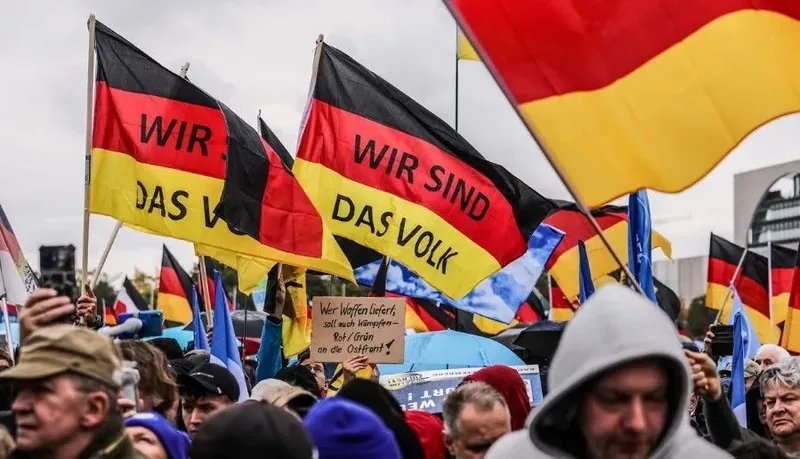 AfD lidera em Mecklemburgo, enquanto esquerda assume ponta em Berlim