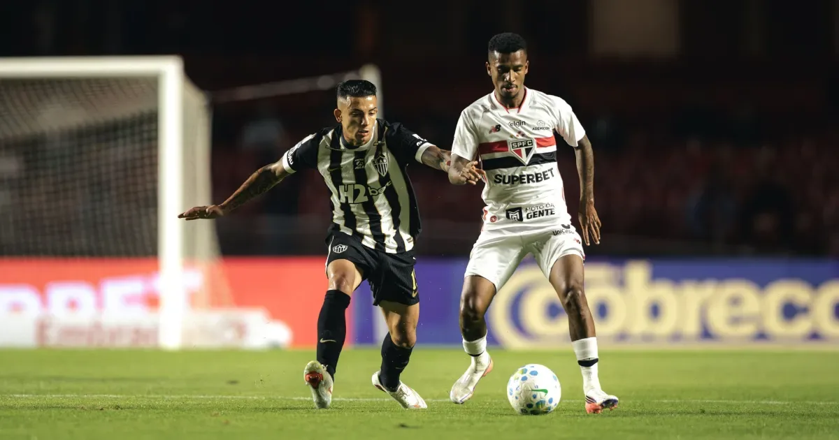 Luciano e Iago decidem no fim, e São Paulo supera o Atlético-MG
