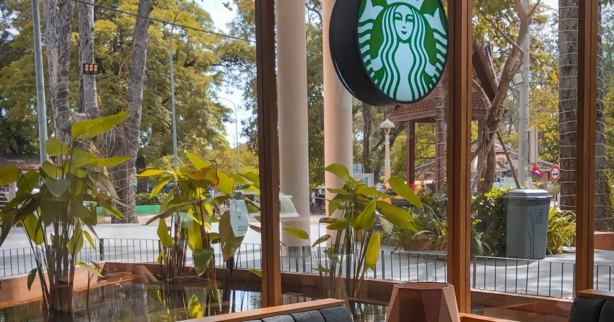 Starbucks anuncia fechamento de cerca de 250 lojas na América do Norte