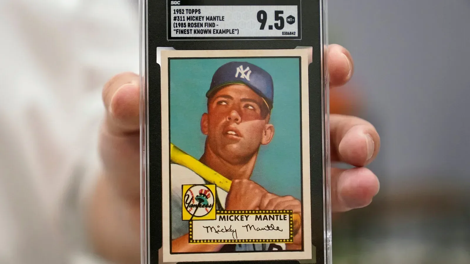 Foto usada em card de Mickey Mantle é vendida por US$ 3 milhões