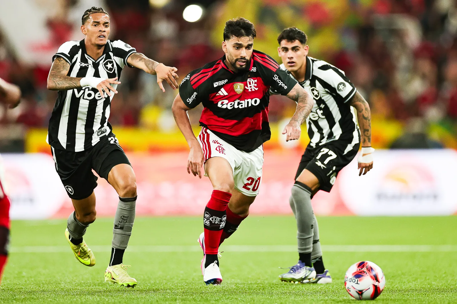 Governo discute crédito de até R$ 20 bilhões para clubes após fim das bets