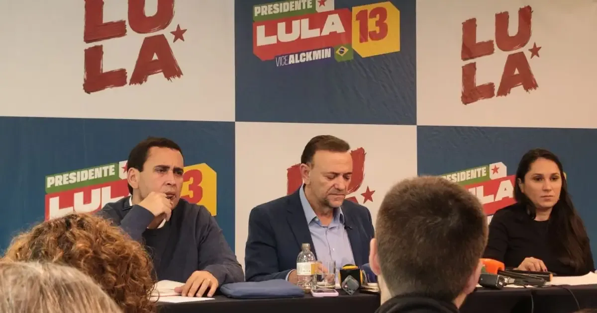 Lula liga para Edinho durante coletiva do PT em São Paulo