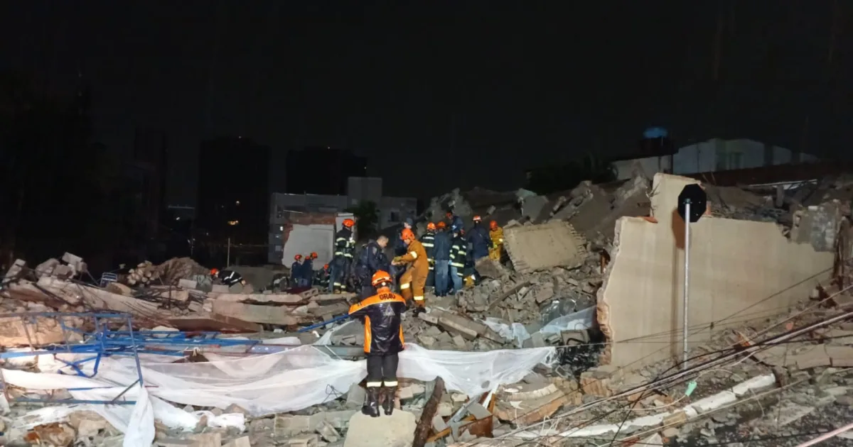 Desabamento na Penha deixa quatro mortos; prefeitura aponta irregularidades na obra