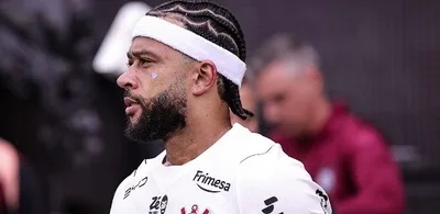 Memphis pode atuar por cerca de uma hora diante da Chapecoense