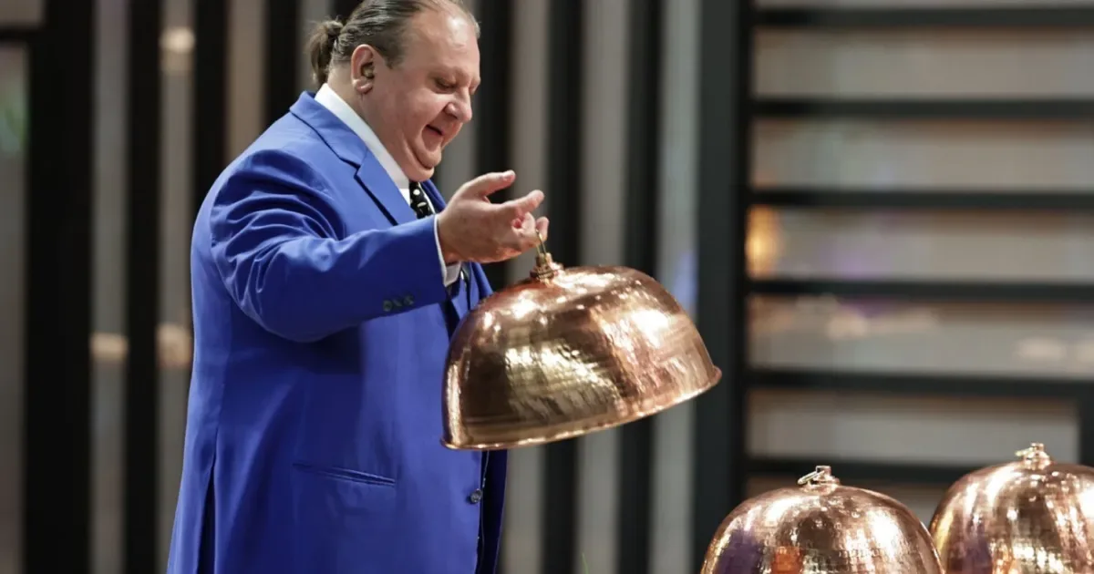 Erick Jacquin passa por angioplastia e coloca três stents no coração