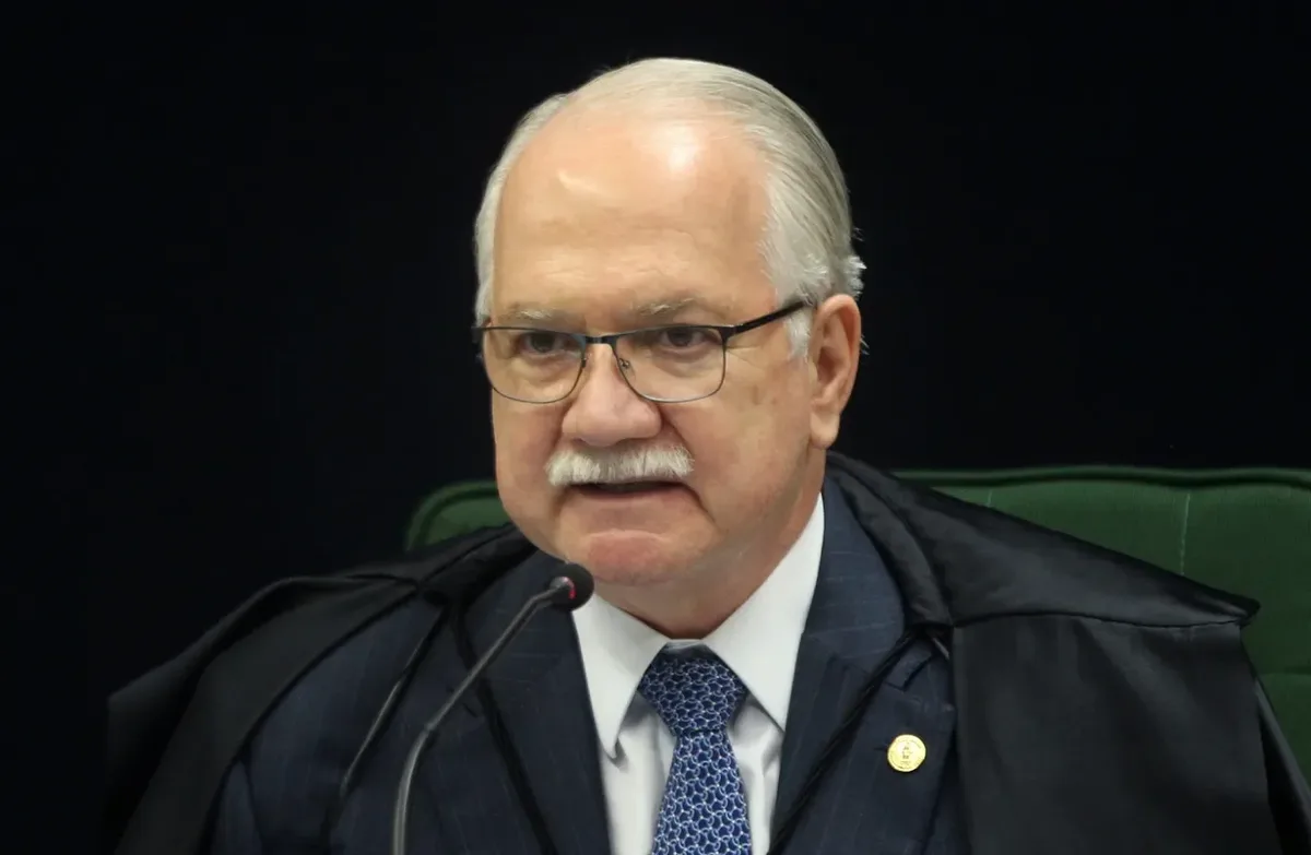 AGU apoia decisão de Fachin sobre comando da Polícia Federal