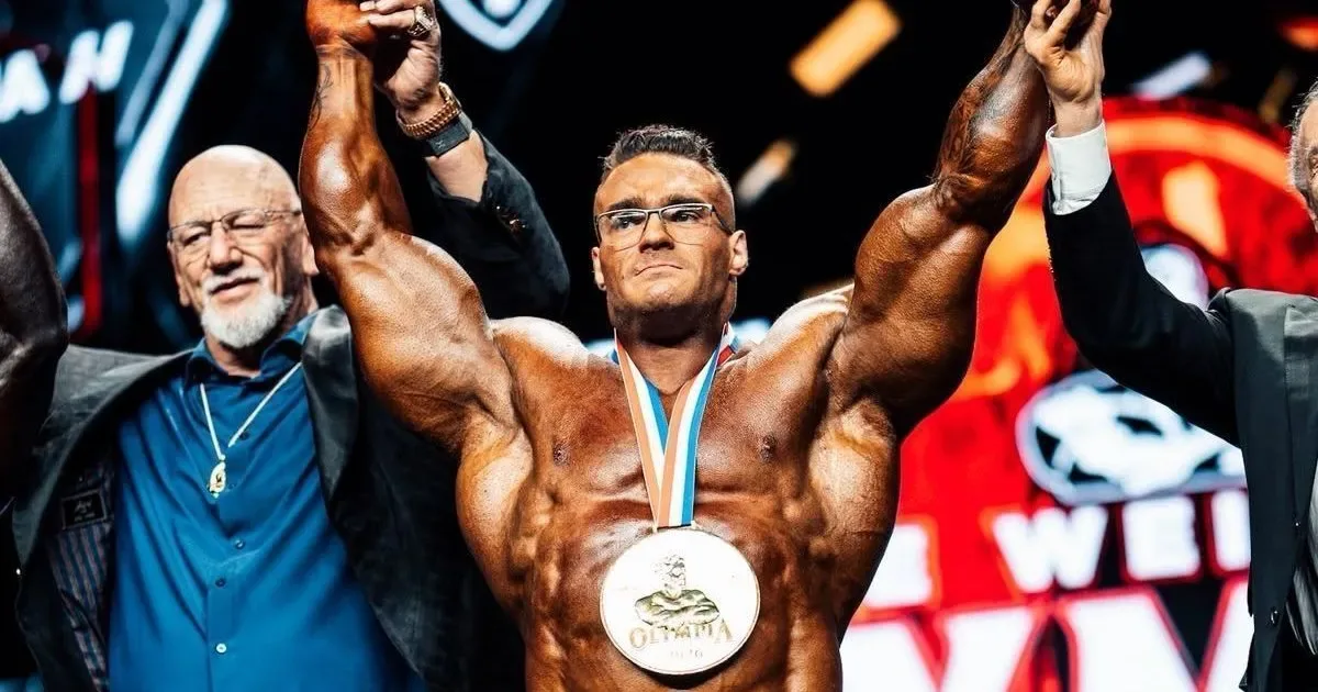 Nick Walker vence a categoria Open do Mr. Olympia pela primeira vez