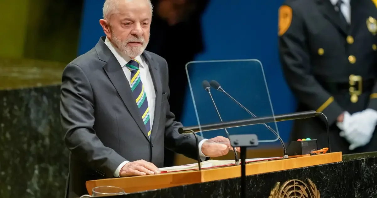Lula faz campanha no Rio e em Alagoas ao lado de aliados