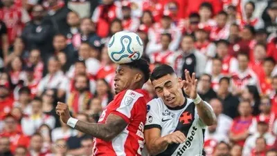 Vasco empata sem gols com Independiente Santa Fe pela Sul-Americana