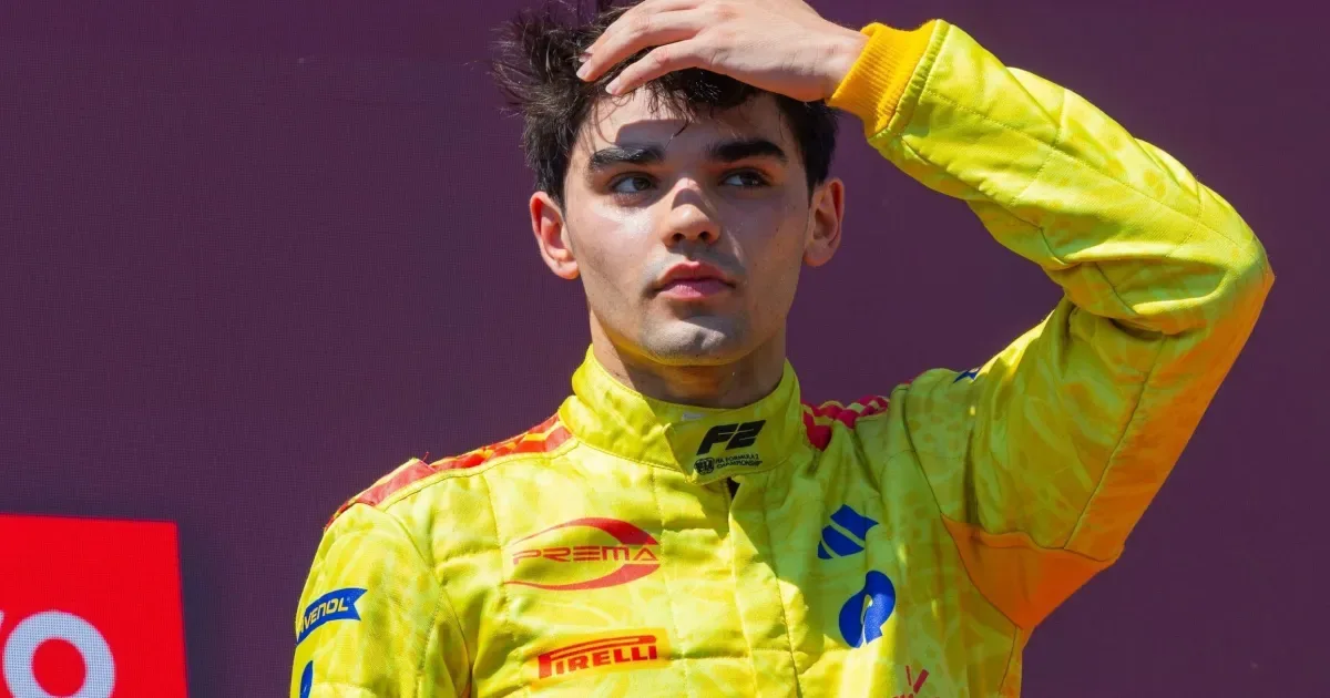 Sebastian Montoya é punido por roupa de convidada nos boxes da Fórmula 2