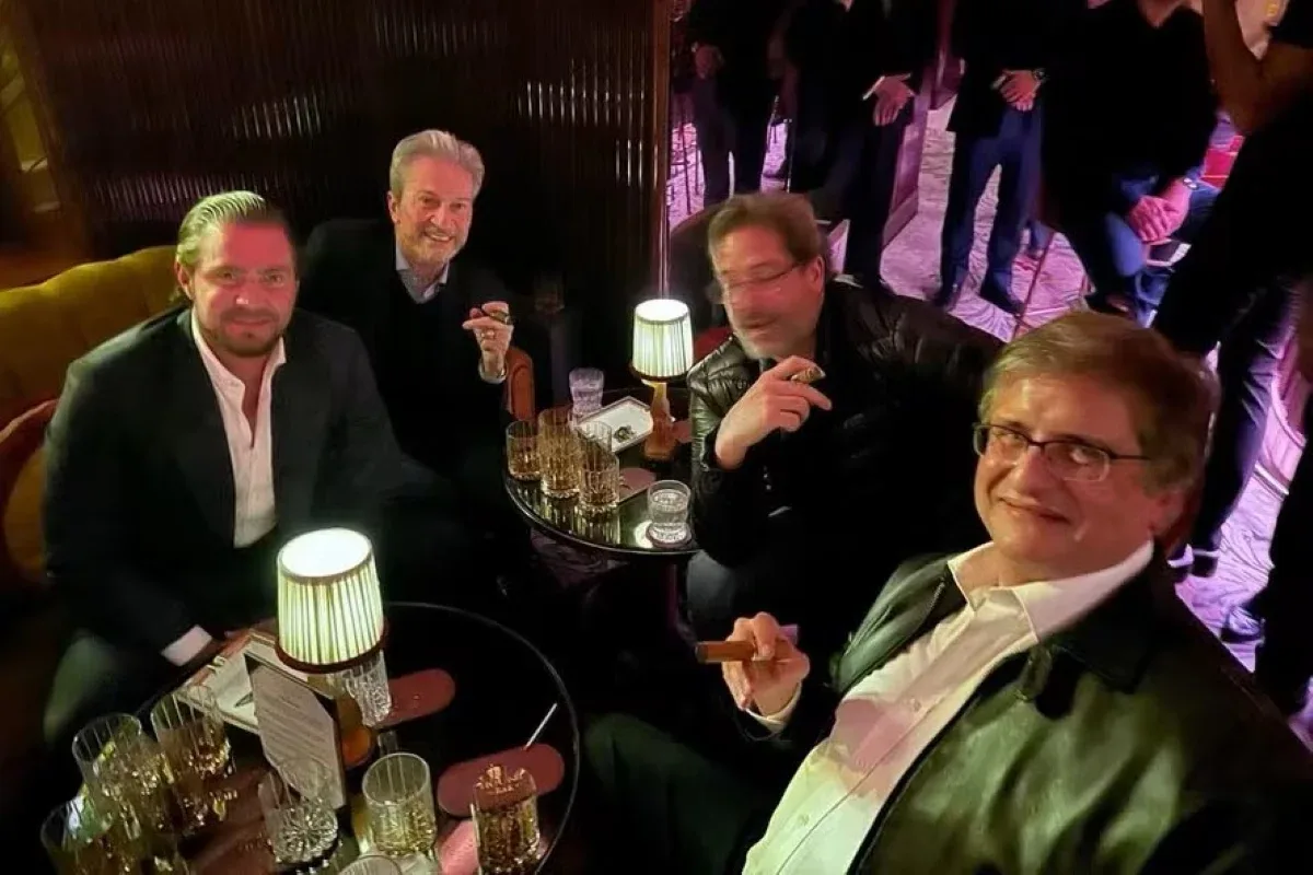 PF encontra foto de Gonet e Vorcaro em Londres no celular do ex-banqueiro