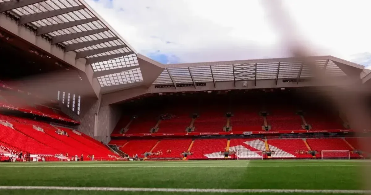 Liverpool e Tottenham se enfrentam pela Copa da Liga Inglesa nesta terça