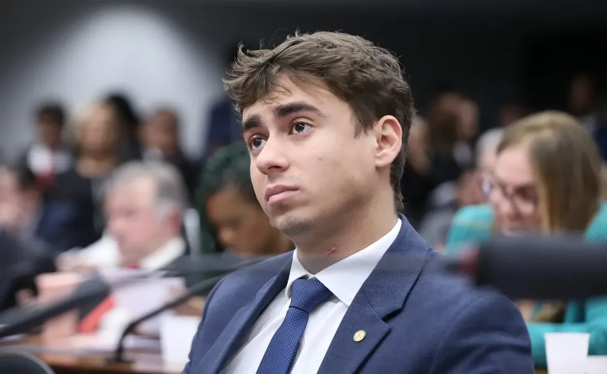 Nikolas Ferreira lidera votação para deputado federal em Minas Gerais