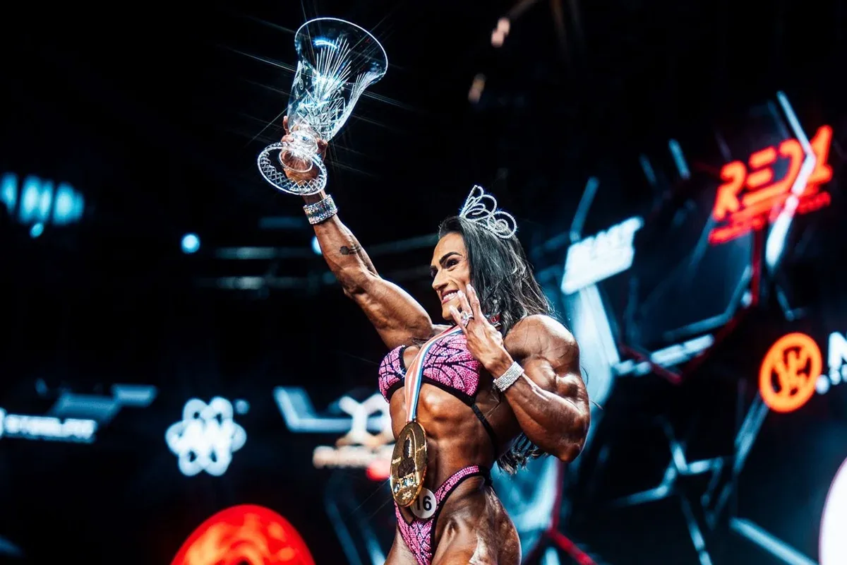 Natalia Coelho retoma o topo da Women’s Physique no Mr. Olympia