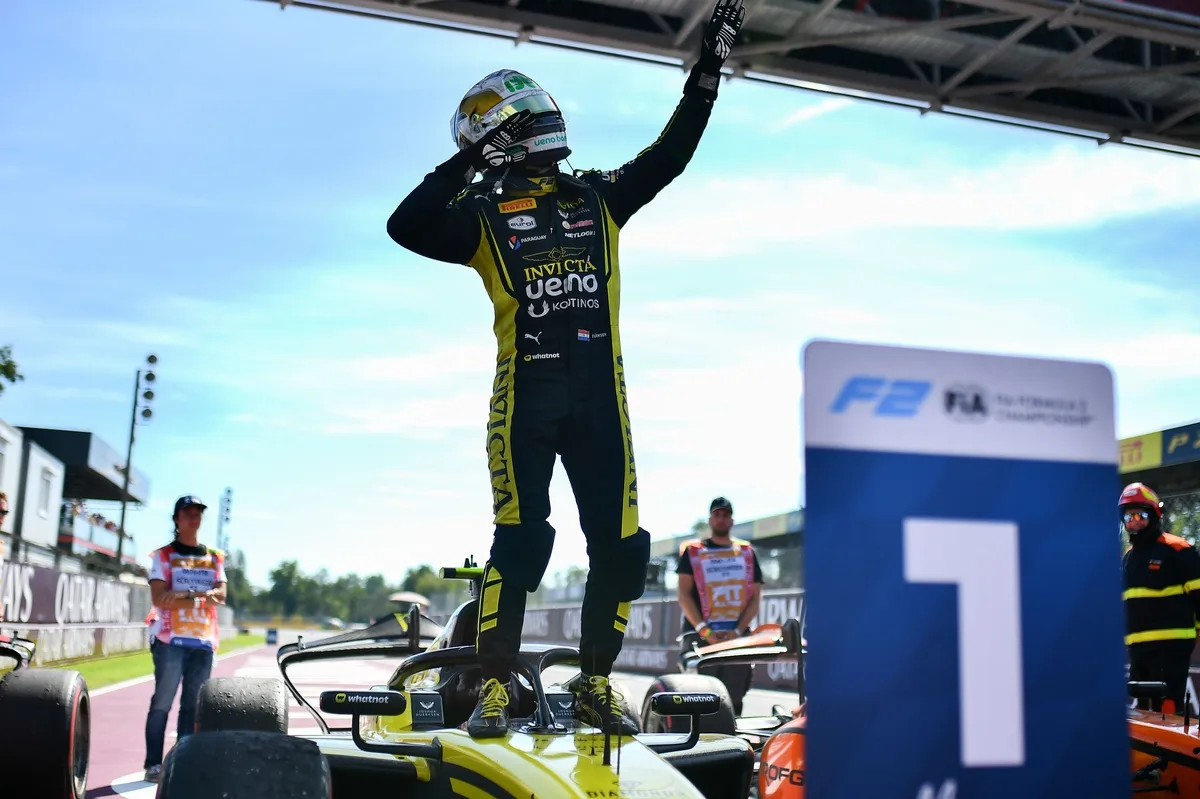Durksen vence em Monza após duelo apertado com Rafael Câmara na F2