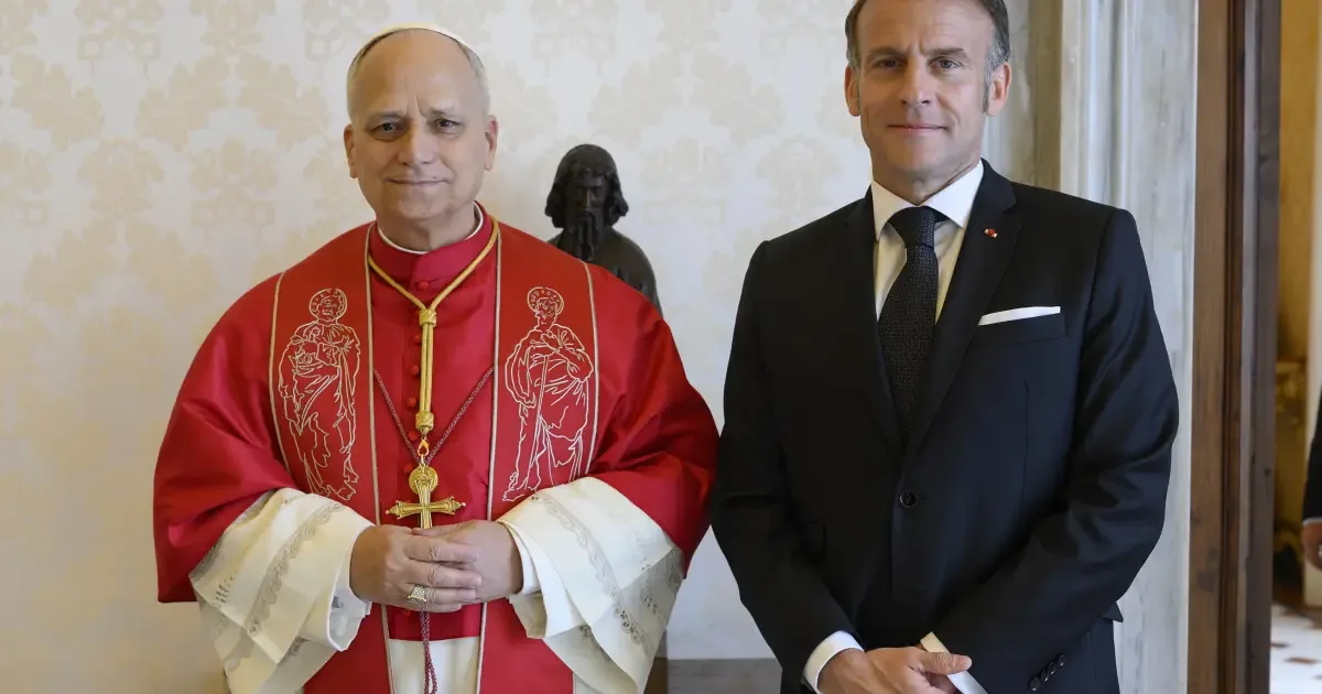 Vaticano recusa encontro privado entre Macron e Leão XIV em Paris