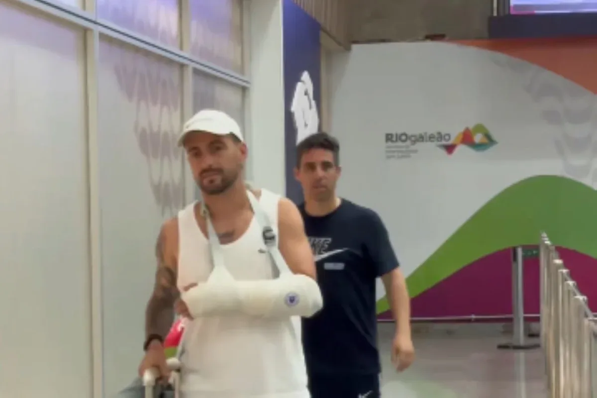 Arrascaeta fará cirurgia no punho esquerdo nesta quinta-feira no Rio