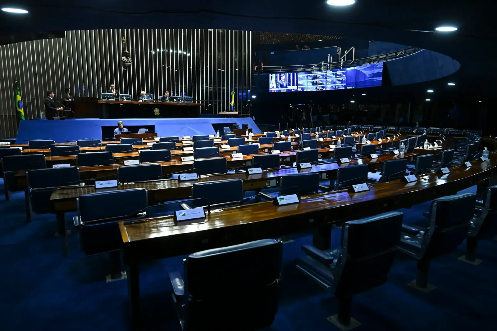 Capitão Wagner e Cid Gomes aparecem empatados na disputa ao Senado no Ceará
