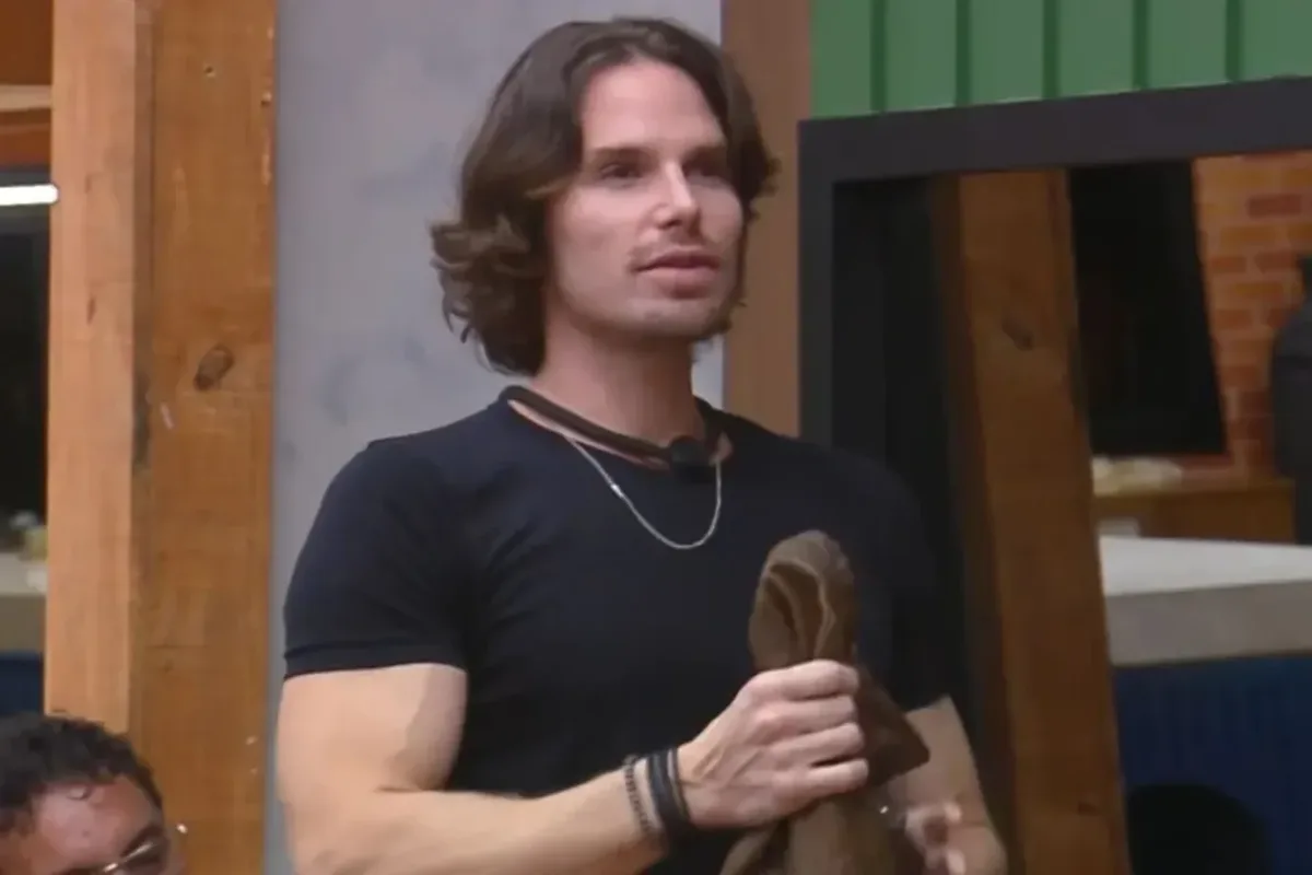 Jônatas Faro entra em reality após trajetória na TV e no teatro musical
