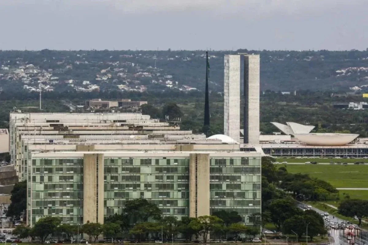 IFI prevê déficit de R$ 86,1 bilhões nas contas públicas em 2027