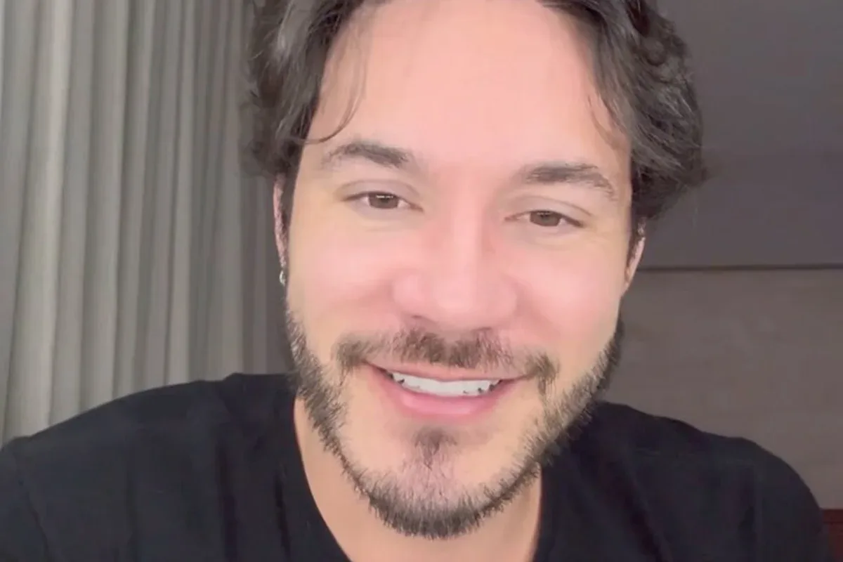 Eliezer reage a comentários sobre foto antiga e relembra mudanças no rosto